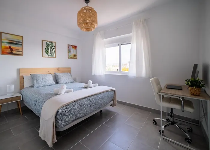 Oasis En Playamar Con Piscina