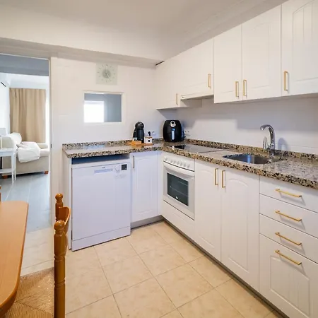 Oasis En Playamar Con Piscina