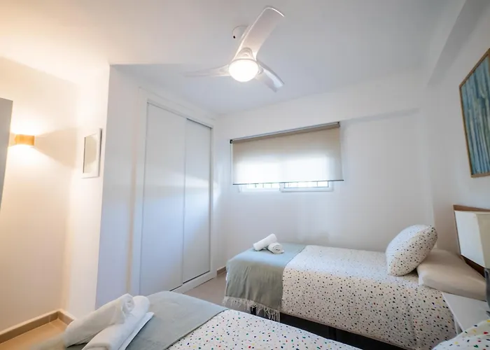 Appartement Oasis En Playamar Con Piscina Torremolinos